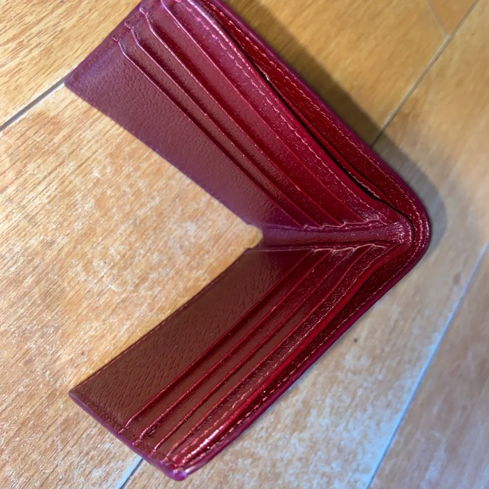 Gucci GG Supreme Monogram Red Leather Bi-Fold Wallet